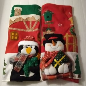 2 Christmas chair covers